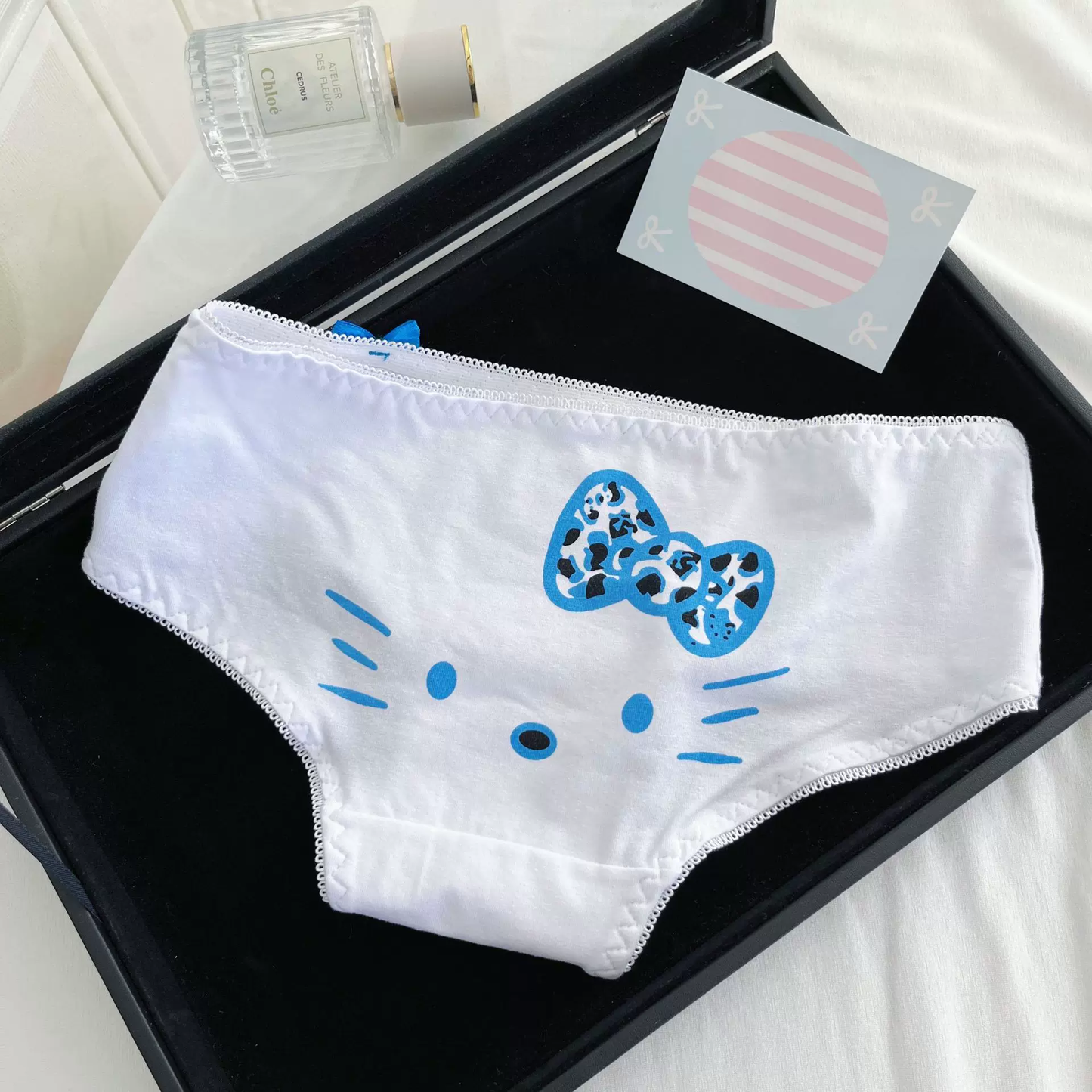 H K Women's Printed Underwear