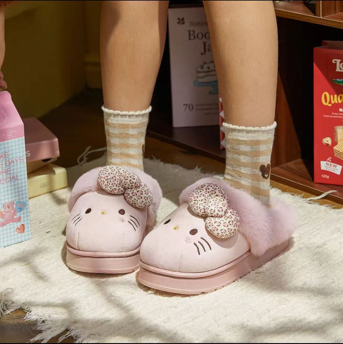 Hello Kitty Home Slippers Indoor Slippers