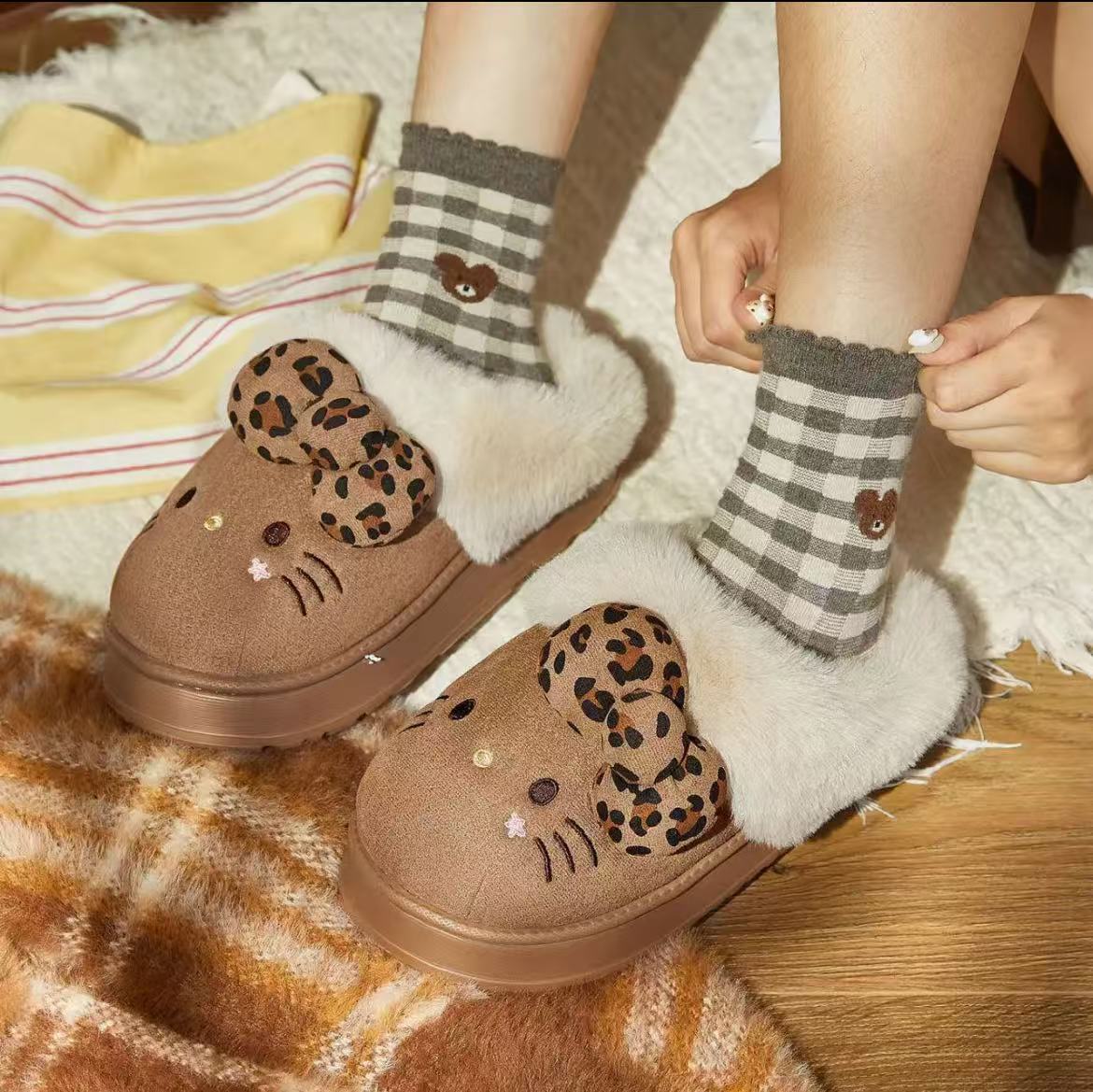 Hello Kitty Home Slippers Indoor Slippers
