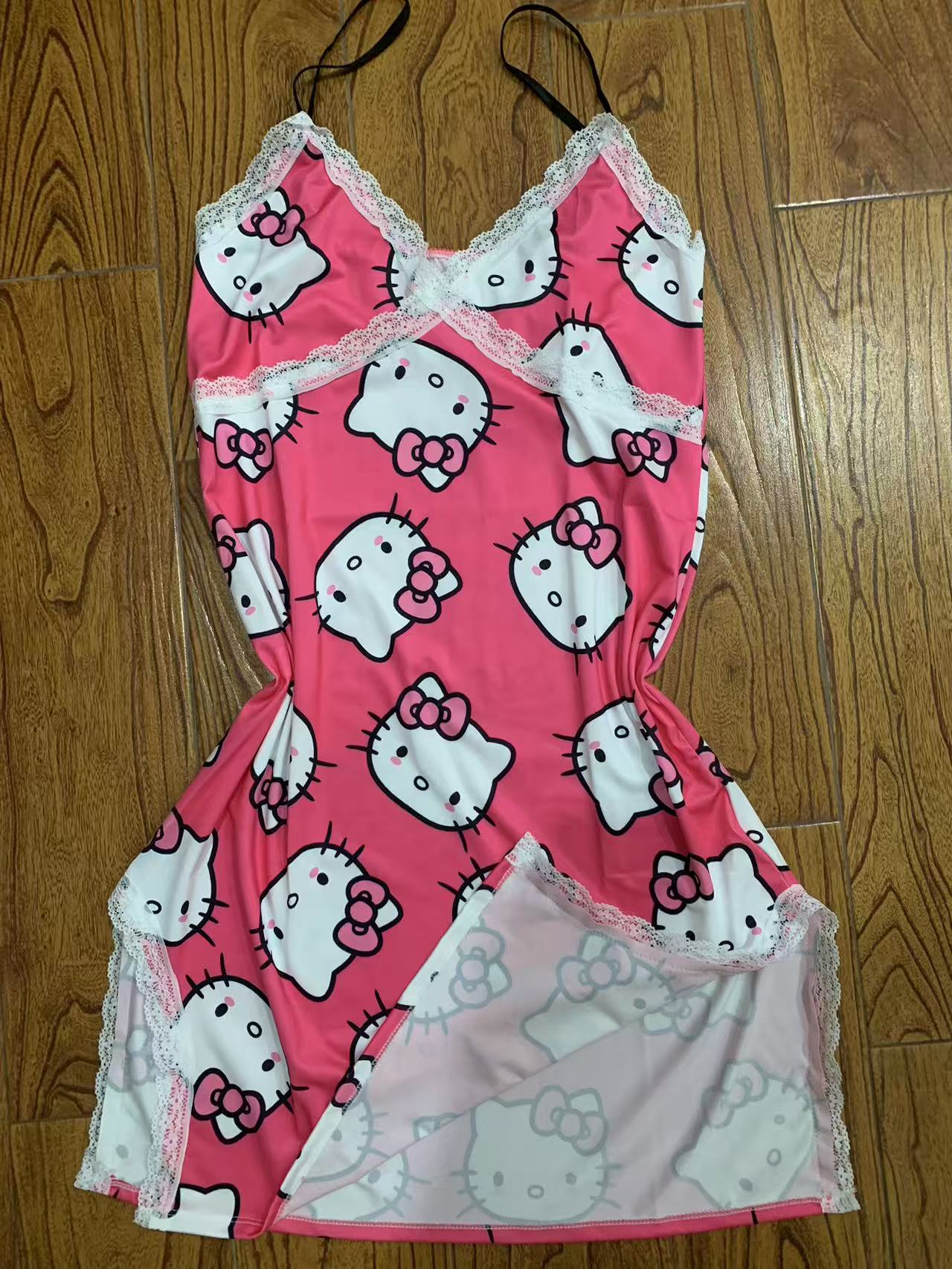 HK bathrobe V-neck camisole nightgown