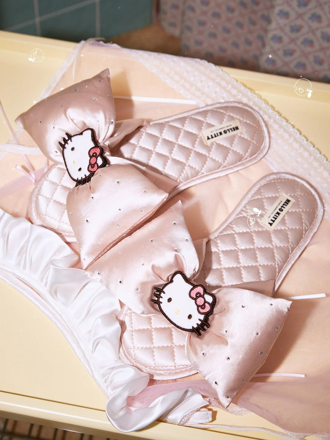 Hellokitty Pink Bowtie House Slippers Indoor Slippers