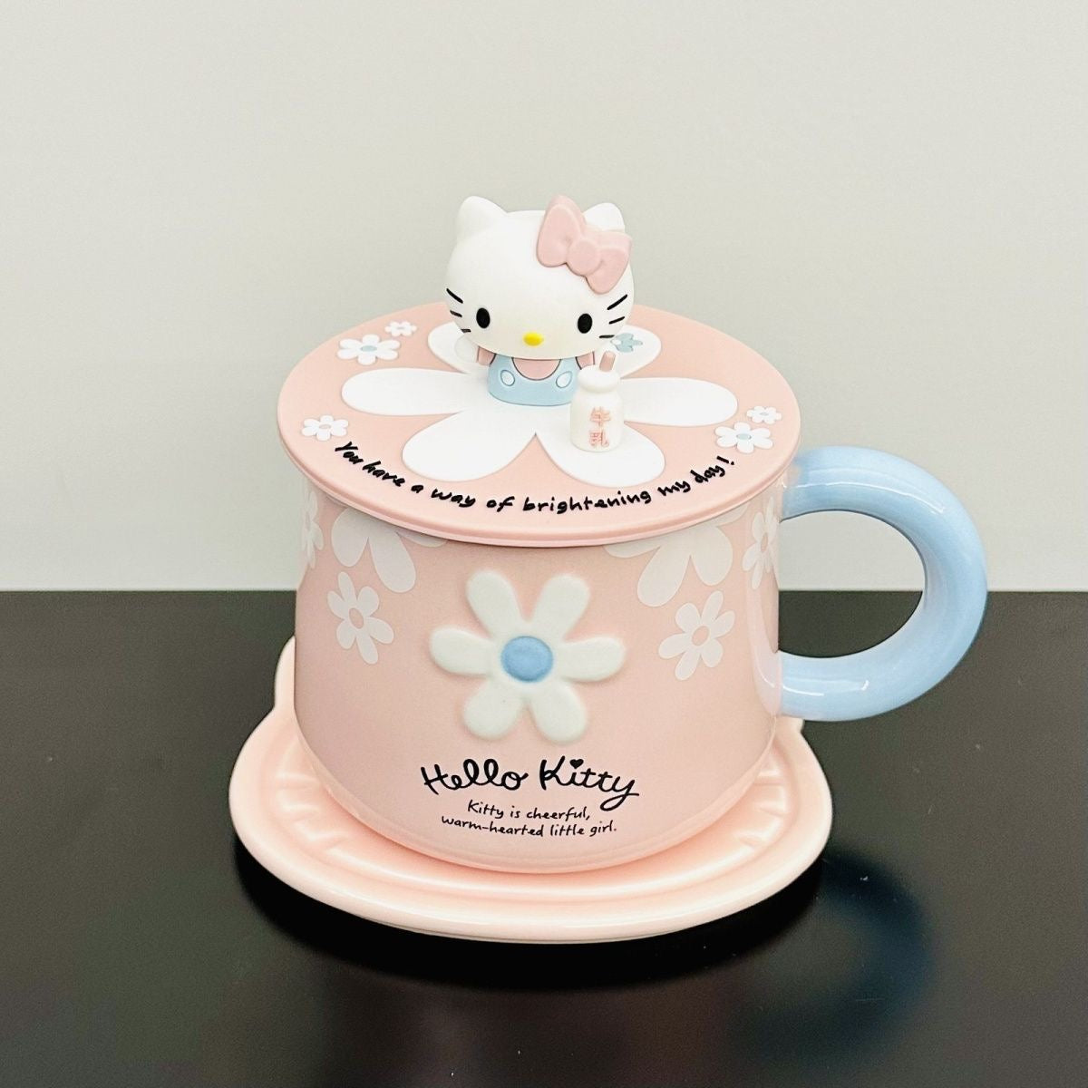 Hello Kitty Ceramic Cup with Coaster Silicon Lid 400ml