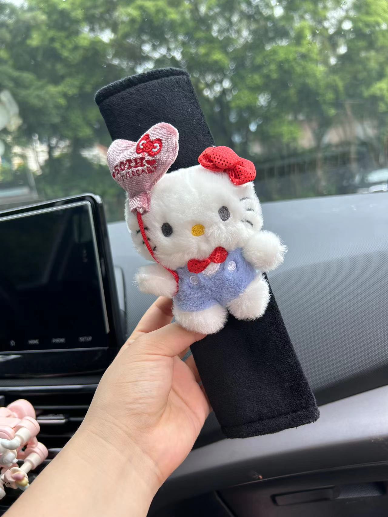 Hello Kitty Car Seat Belt Shoulder Pad