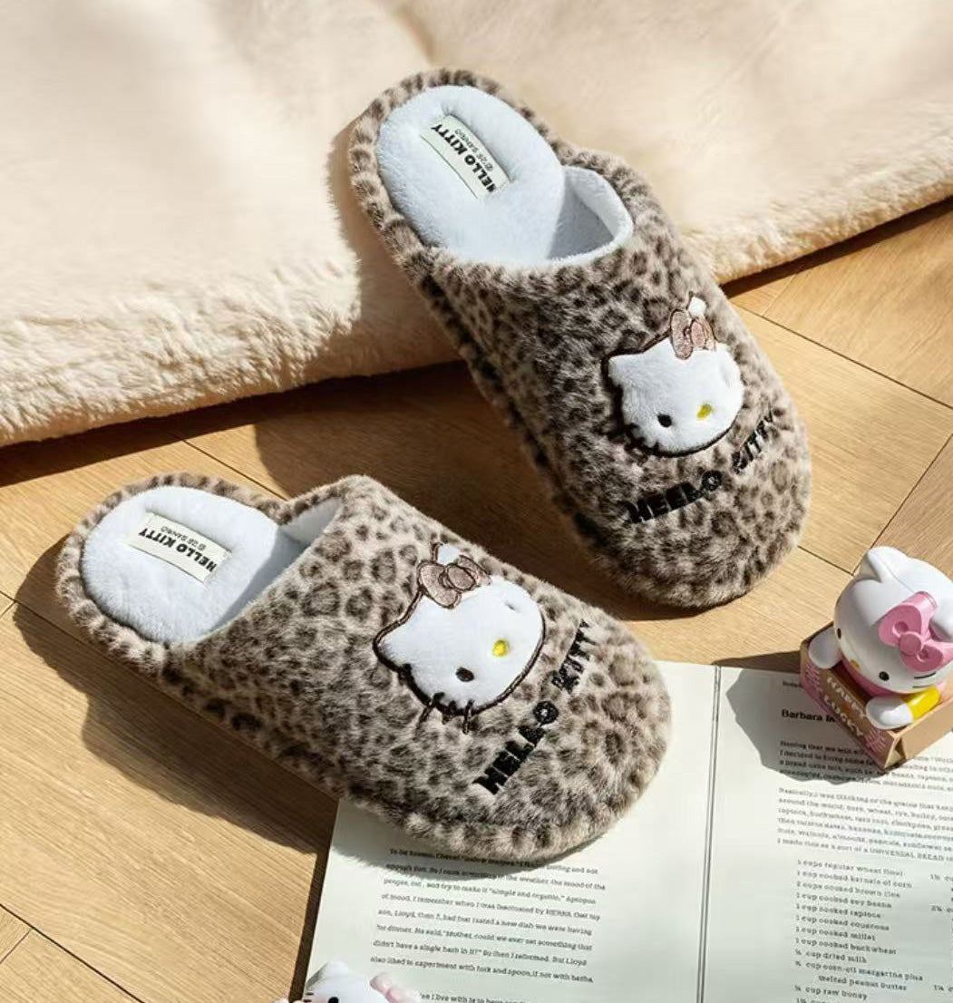 Hello Kitty Leopard Fluffy Slipper