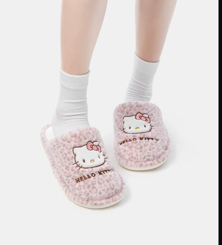 Hello Kitty Leopard Fluffy Slipper
