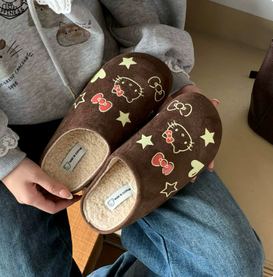 Hello Kitty plush warm slippers