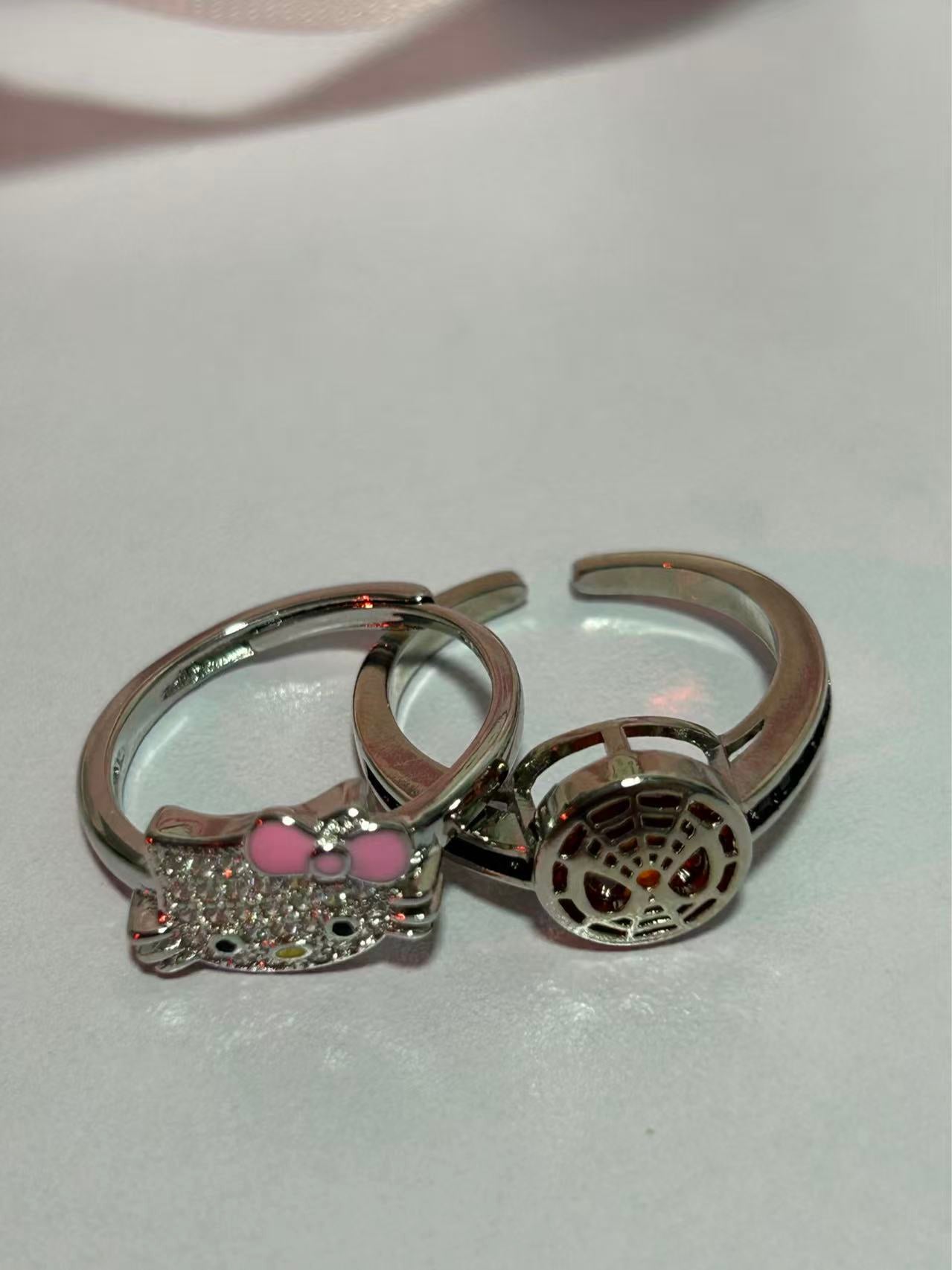 HK Spider-Man Couple Rings