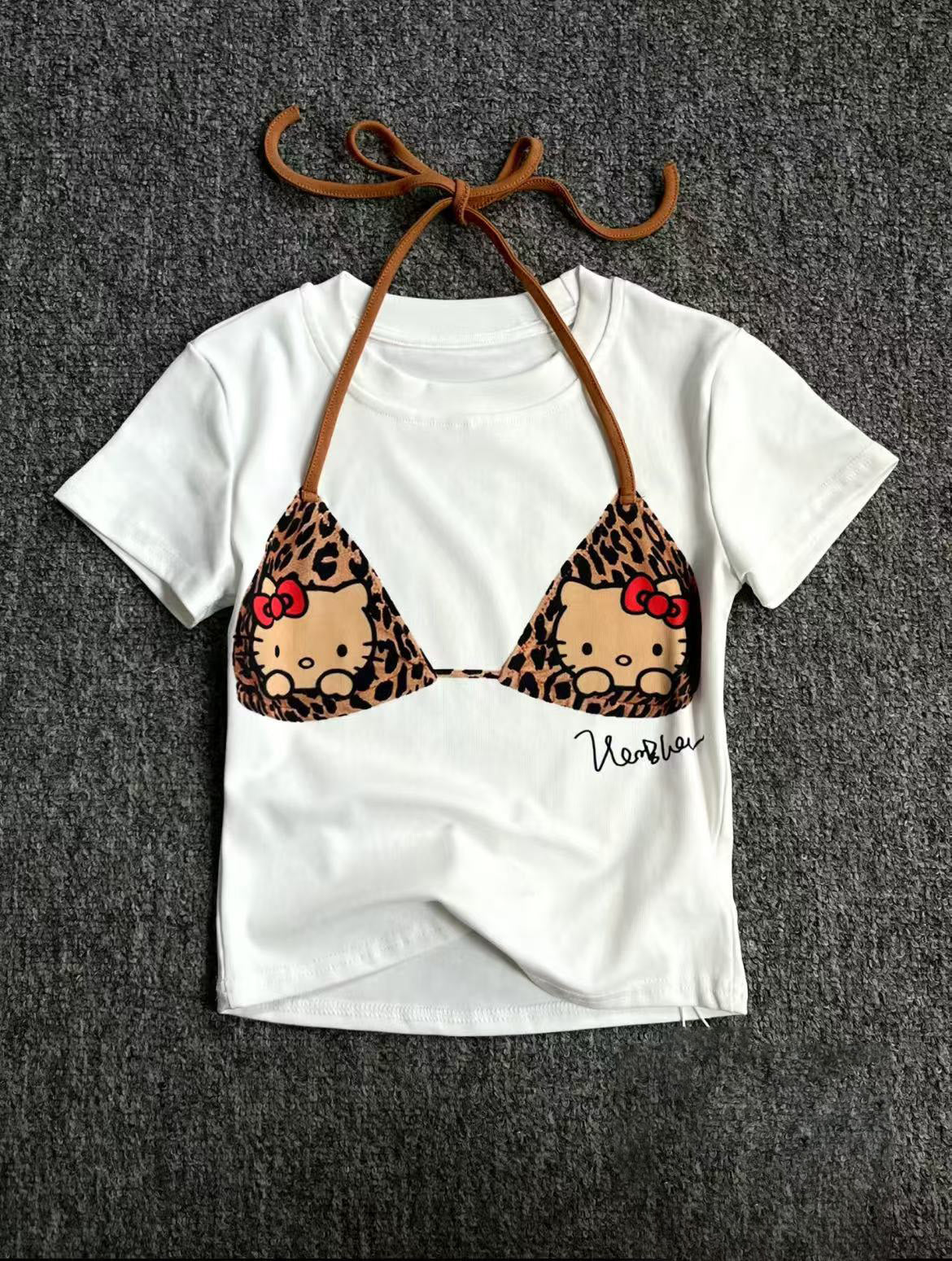 Hello Kitty Short-Sleeved T-Shirt, Fetro Leopard Print, Bikini Design