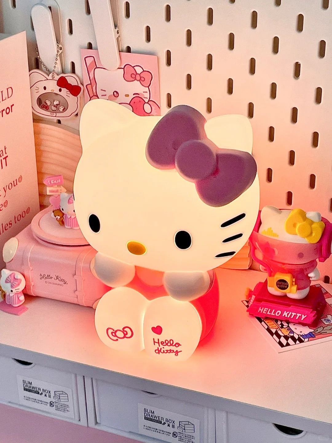 Hello Kitty Touch lamp