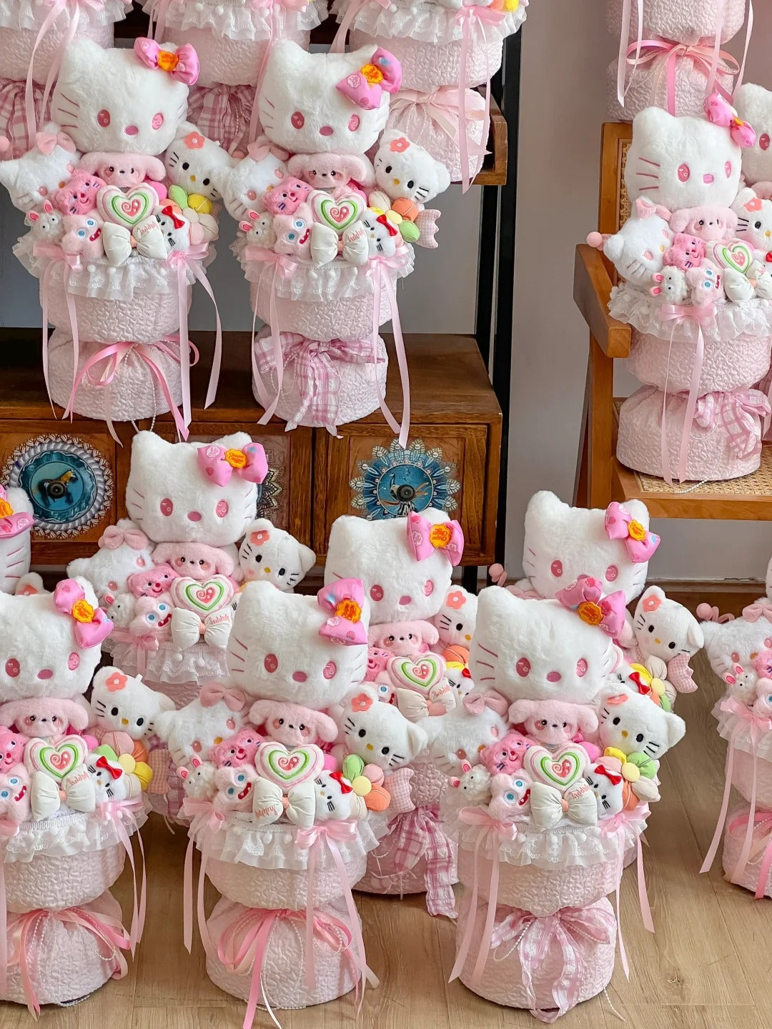 Hello Kitty Plush Figure Bouquet