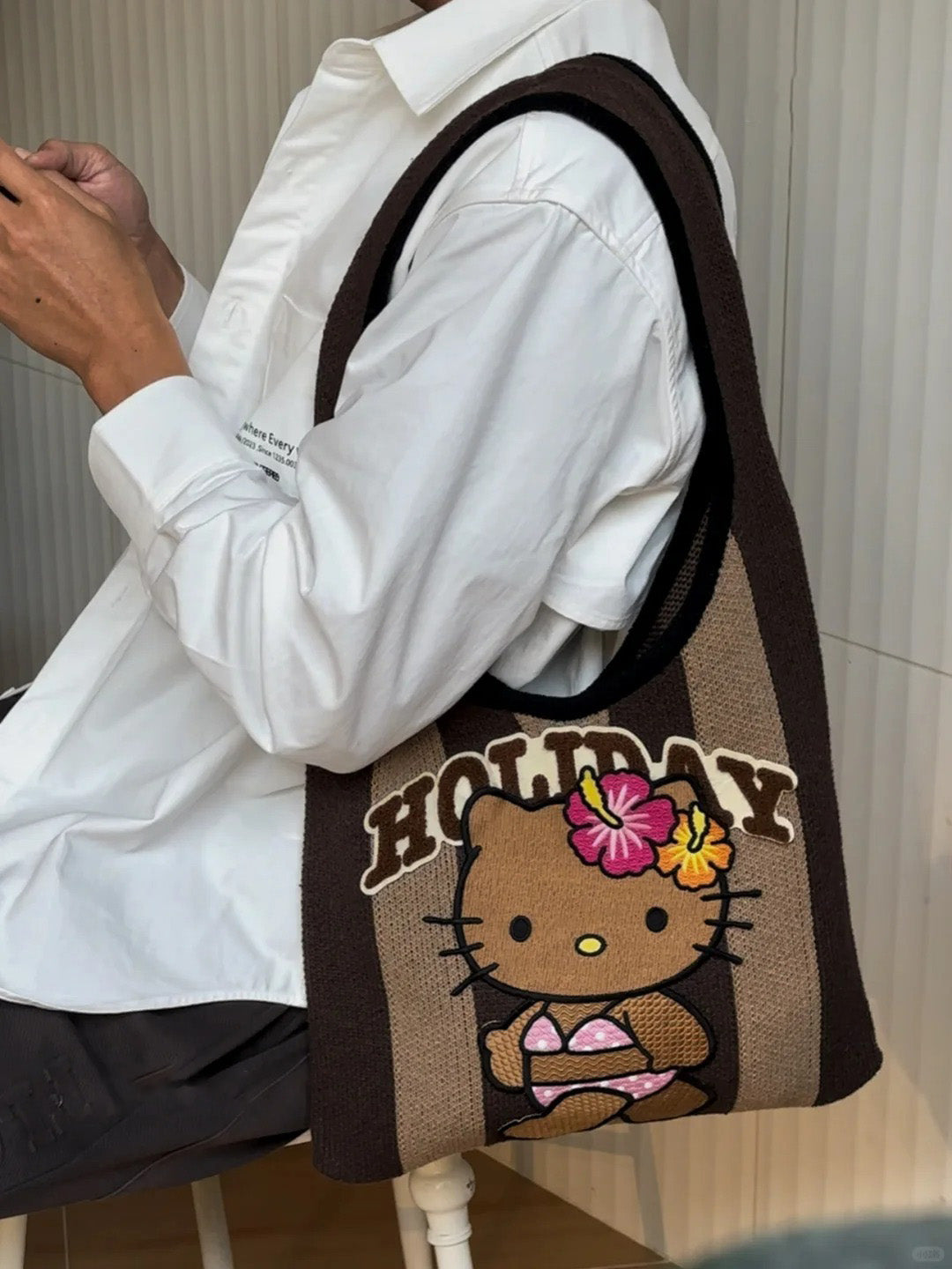 Hello Kitty Hawaii Knitted Bag