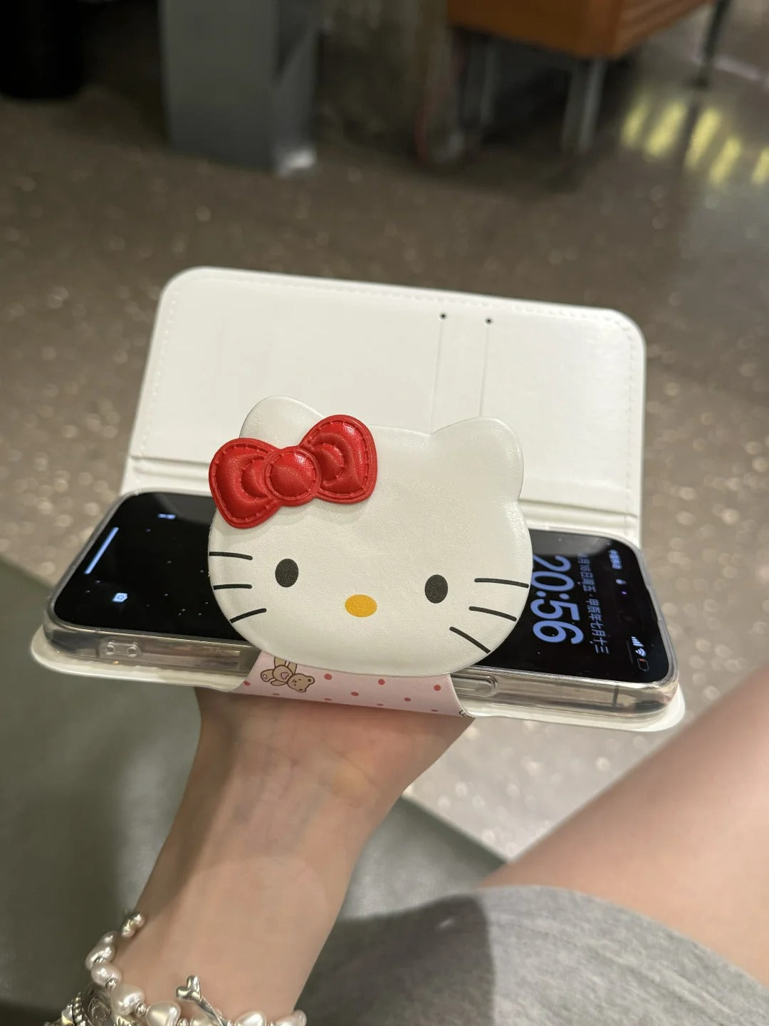 Hello Kitty Flip phone case with Card holder