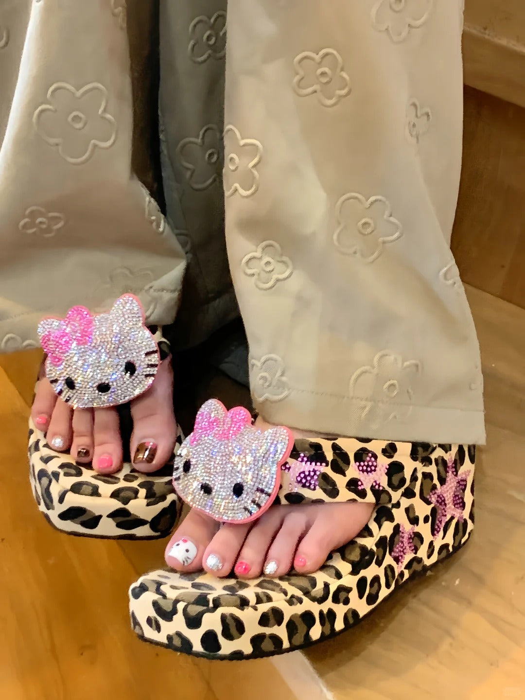 Hellokitty Handmade Rhinestone Leopard Print Women's Sandals Cute Slippers